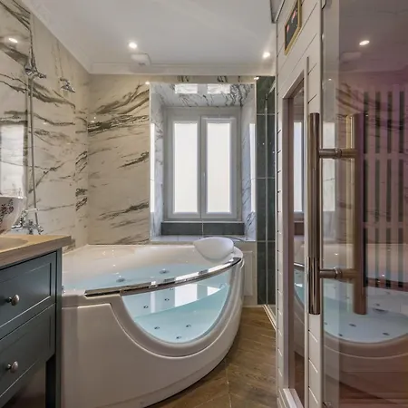 Loft - Lady Violet Bridgetown Balneo Lägenhet *