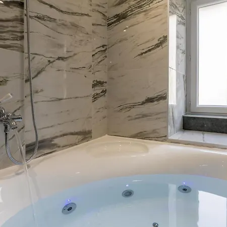 Lägenhet Loft - Lady Violet Bridgetown Balneo *