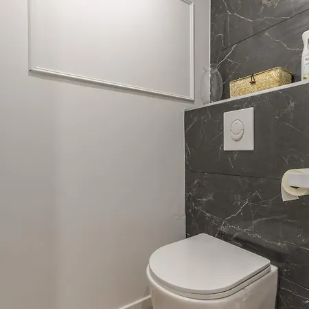 Loft - Lady Violet Bridgetown Balneo Lägenhet *